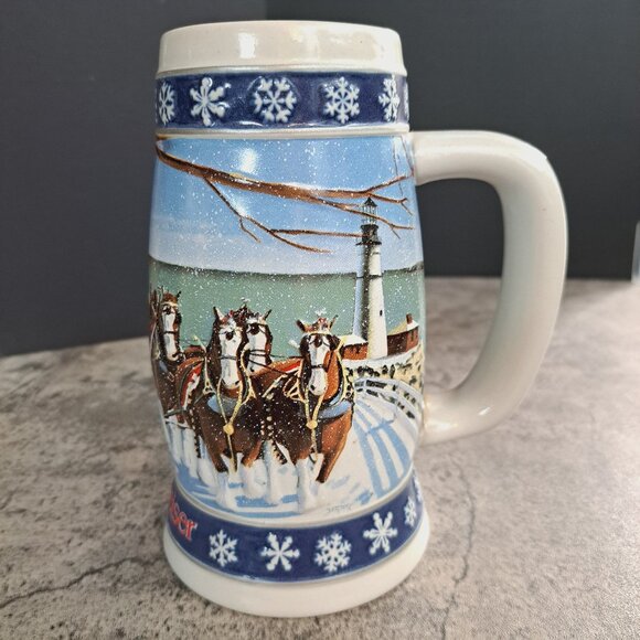 Budweiser Lighting the Way Home 1995 Holiday Stein - Picture 8 of 16